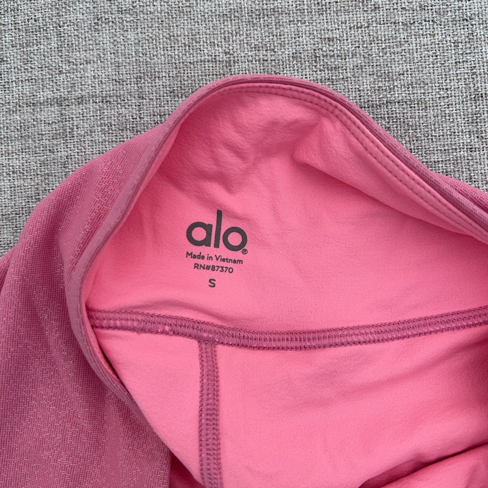 ALO Yoga Women's Shorts Pink